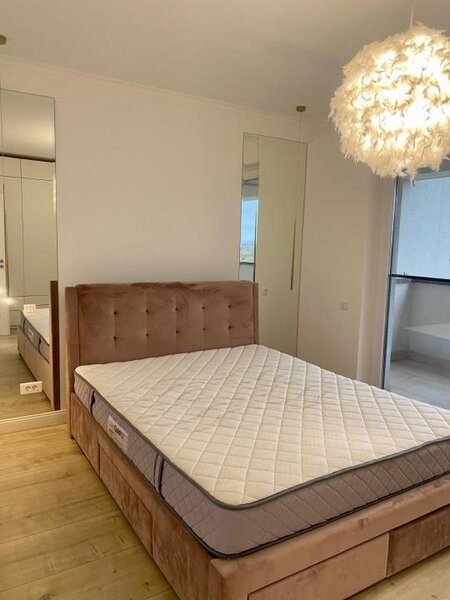 Apartament cu vedere la lac, Complex Valetta, Baneasa, 61 mp + terasa